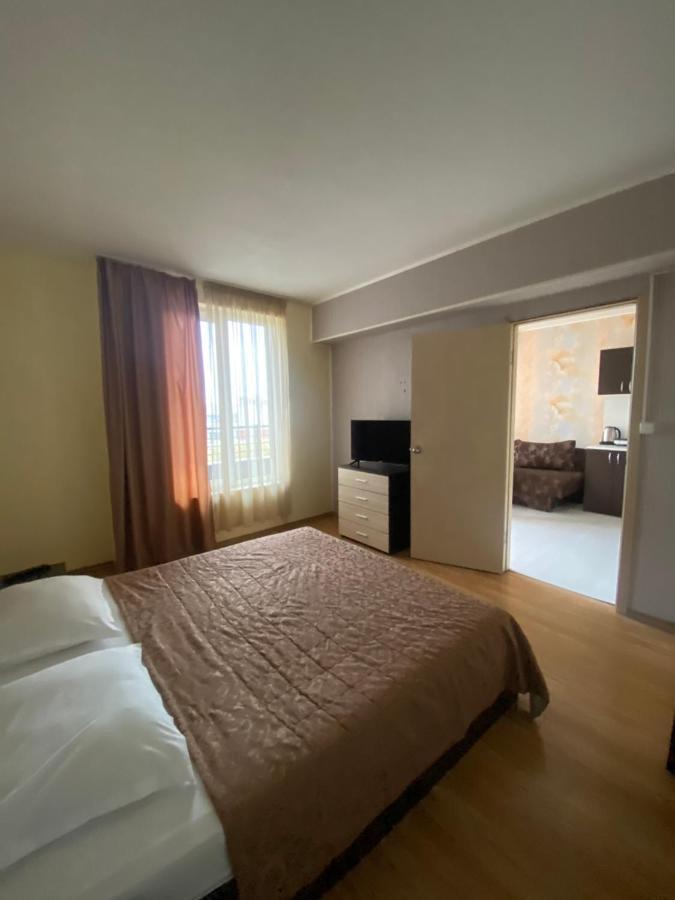 Apartments Danita & Restaurant&Pool Bar Varna Luaran gambar